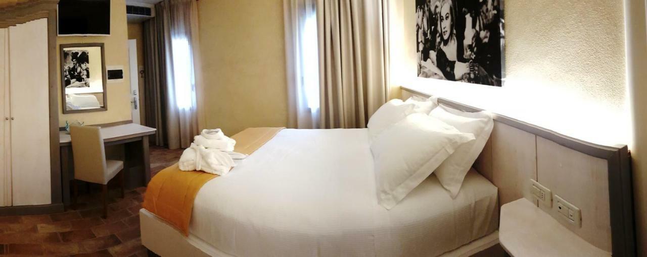Hotel Locanda Dolce Vita سان دونا دي بيافي المظهر الخارجي الصورة